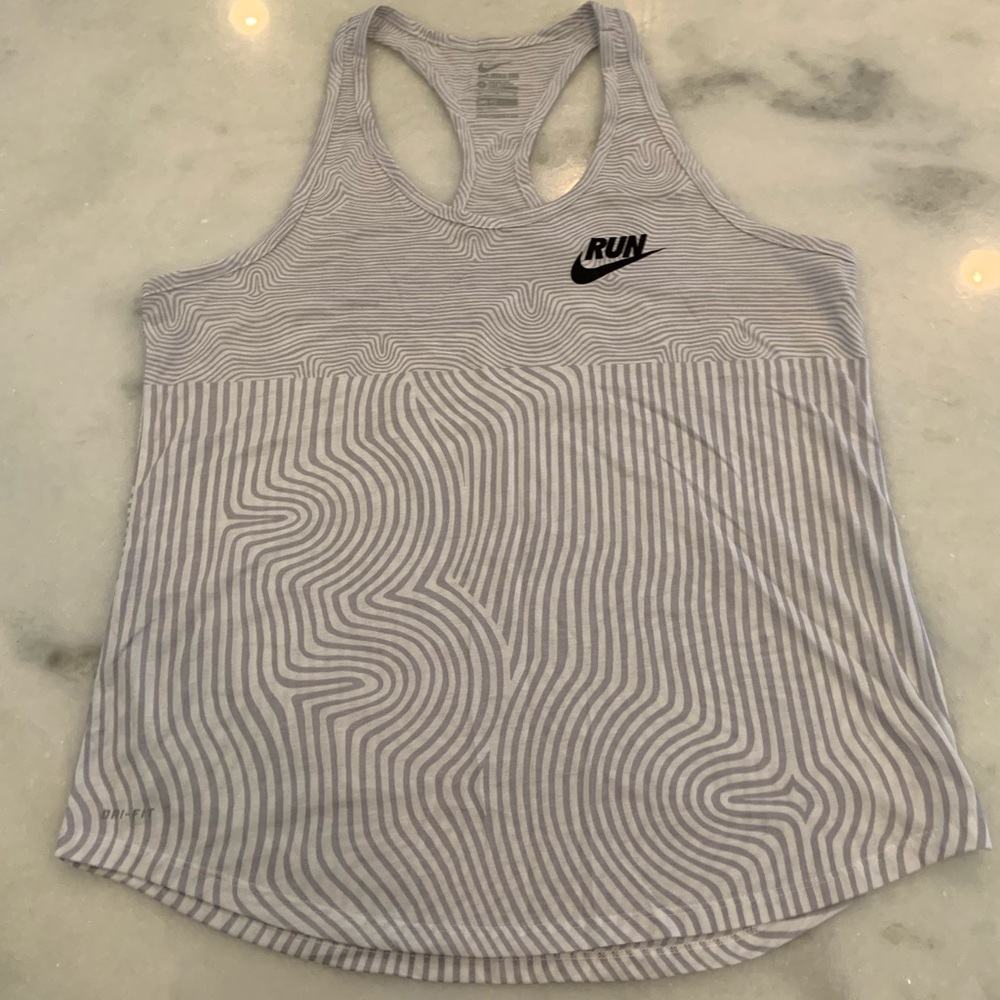 EUC Nike Workout Tank Light Grey Size Large